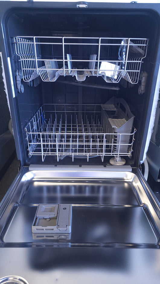 Whirlpool Dishwasher with Sani Rinse! (USED - CLEAN - DENTED)

-CLEARANCE ITEM!!!   -   AUTOMATICALLY 20% OFF AT CHECKOUT!!!   -   (PRICE AFTER 20% OFF = $199.00)