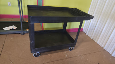 Rubbermaid Heavy Duty 2-Shelf Utility Cart W/lipped Shelf Medium!

-Brand new and assembled