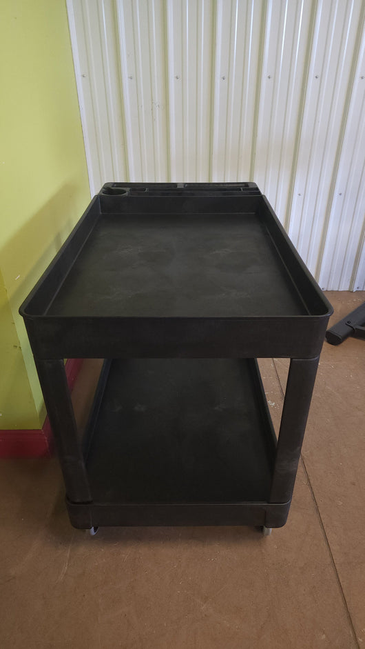 Rubbermaid Heavy Duty 2-Shelf Utility Cart W/lipped Shelf Medium!

-Brand new and assembled