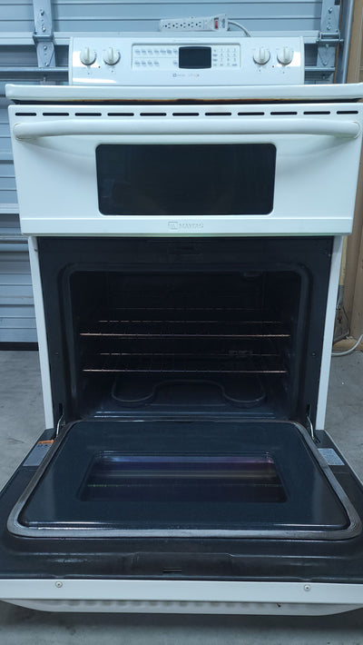 Maytag Gemini Glass Top Stove, White! (USED - VERY CLEAN)

-Was tested and works great,  does have a very small blemish on the left top edge, photos shown