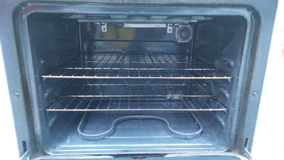 Maytag Gemini Glass Top Stove, White! (USED - VERY CLEAN)

-Was tested and works great,  does have a very small blemish on the left top edge, photos shown