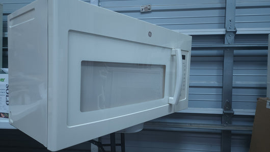 General Electric Over The Range Microwave, White! (USED - VERY CLEAN!)

-Used but was tested and works great