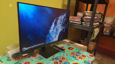 SAMSUNG M5 Series 27-Inch FHD 1080p Smart Monitor & Streaming TV (Tuner-Free), Netflix, HBO, Prime Video, & More, Apple Airplay, Bluetooth, Built-in Speakers, Remote Included!