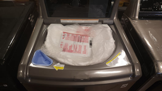 LG 5.0 cu. ft. Top Load Washer with TurboWash3D and 7.3 cu. ft. Electric Dryer with SmartDiagnosis!

-Brand new never used (Dryer does have two small dents on the bottom front corner of both sides, photos shown)