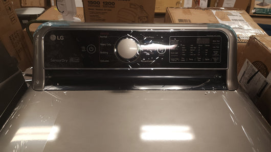 LG 5.0 cu. ft. Top Load Washer with TurboWash3D and 7.3 cu. ft. Electric Dryer with SmartDiagnosis!

-Brand new never used (Dryer does have two small dents on the bottom front corner of both sides, photos shown)