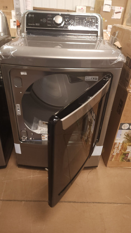LG 5.0 cu. ft. Top Load Washer with TurboWash3D and 7.3 cu. ft. Electric Dryer with SmartDiagnosis!

-Brand new never used (Dryer does have two small dents on the bottom front corner of both sides, photos shown)