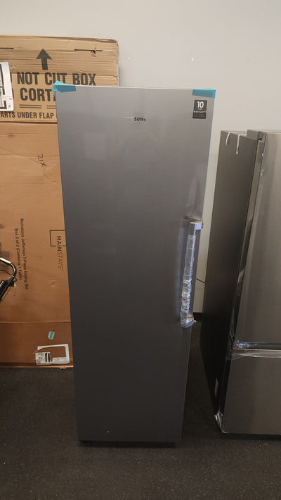 Samsung 11.4 cu. ft. Capacity Convertible Upright Freezer in Stainless!

-Brand new, dented from shipping (Photos shown)

-CLEARANCE ITEM!!!   -   (AUTOMATICALLY 20% OFF AT CHECKOUT!!)  -  (PRICE AFTER 20% OFF = $449.00)