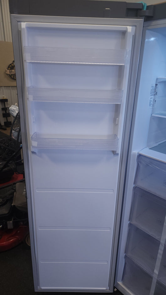 Samsung 11.4 cu. ft. Capacity Convertible Upright Freezer in Stainless!

-Brand new, dented from shipping (Photos shown)

-CLEARANCE ITEM!!!   -   (AUTOMATICALLY 20% OFF AT CHECKOUT!!)  -  (PRICE AFTER 20% OFF = $449.00)