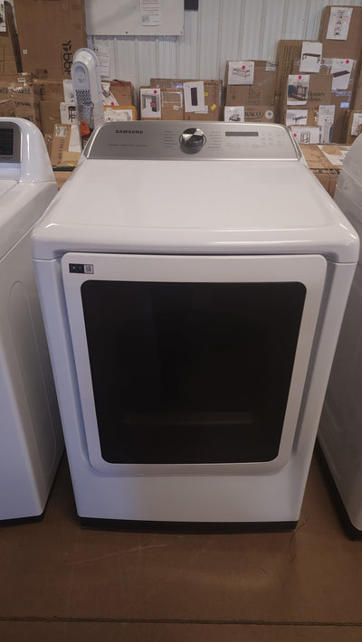 Samsung 5.1 cu. ft. Smart Top Load Washer with AcitveWave Agitator and 7.4 cu. ft. Smart ELECTRIC Dryer with Steam Sanitize+!

-Set is Brand New (Washer was Lightly Dented on The Front Side From Shipping) - (Photos Shown)