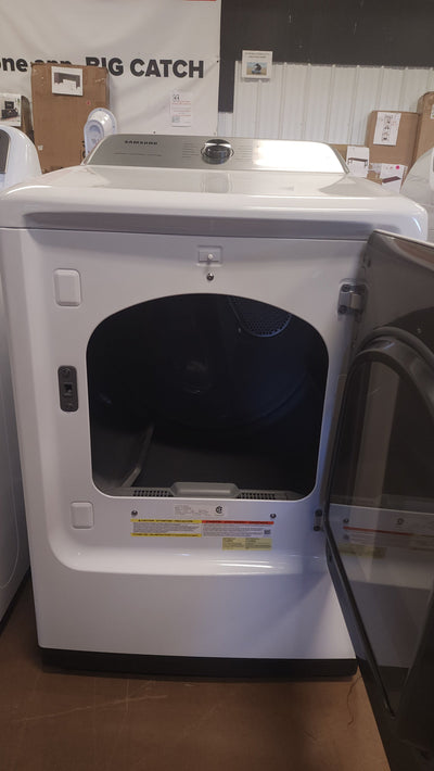 Samsung 5.1 cu. ft. Smart Top Load Washer with AcitveWave Agitator and 7.4 cu. ft. Smart ELECTRIC Dryer with Steam Sanitize+!

-Set is Brand New (Washer was Lightly Dented on The Front Side From Shipping) - (Photos Shown)