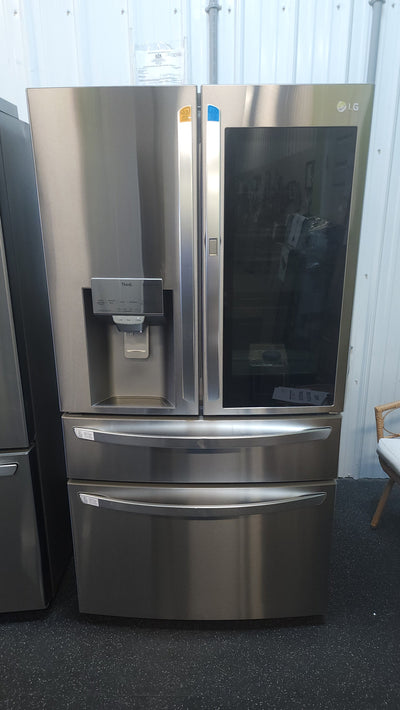 LG 22.5 cu. ft. InstaView Door-in-Door Counter-Depth Refrigerator with Craft Ice!

-Brand new -(Freezer Handle Is lightly Dented From Shipping, Photos Shown)