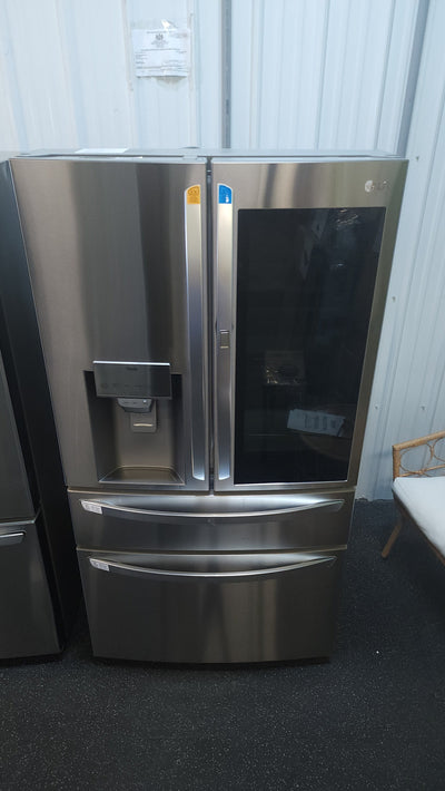 LG 22.5 cu. ft. InstaView Door-in-Door Counter-Depth Refrigerator with Craft Ice!

-Brand new -(Freezer Handle Is lightly Dented From Shipping, Photos Shown)