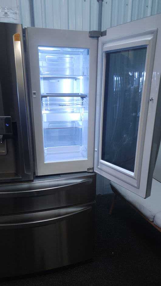 LG 22.5 cu. ft. InstaView Door-in-Door Counter-Depth Refrigerator with Craft Ice!

-Brand new -(Freezer Handle Is lightly Dented From Shipping, Photos Shown)
