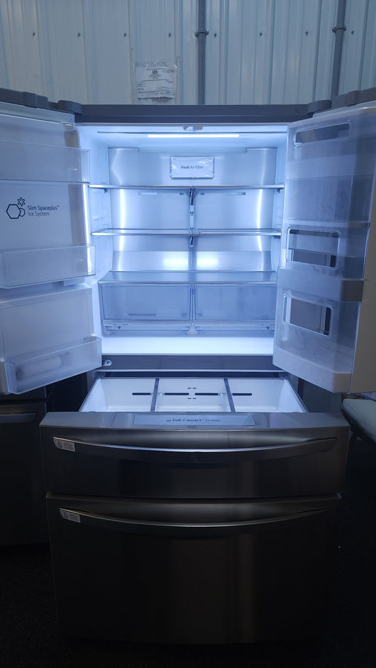 LG 22.5 cu. ft. InstaView Door-in-Door Counter-Depth Refrigerator with Craft Ice!

-Brand new -(Freezer Handle Is lightly Dented From Shipping, Photos Shown)