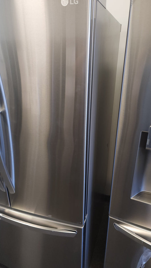 LG 29.7 cu. ft. French Door Door-in-Door Refrigerator with Craft Ice! (NEW - SCRATCH/DENT FROM SHIPPING)