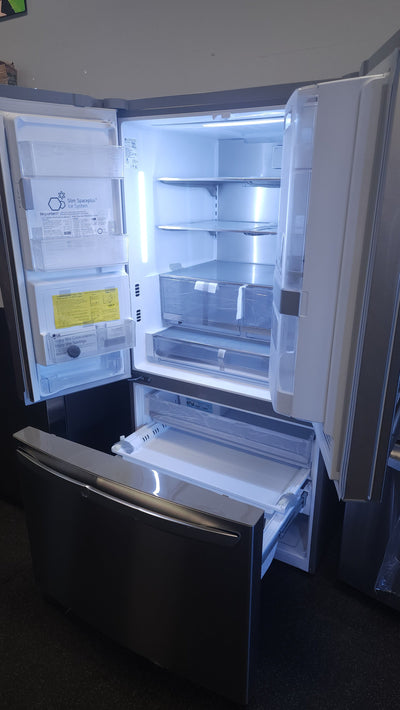 LG 29.7 cu. ft. French Door Door-in-Door Refrigerator with Craft Ice! (NEW - SCRATCH/DENT FROM SHIPPING)