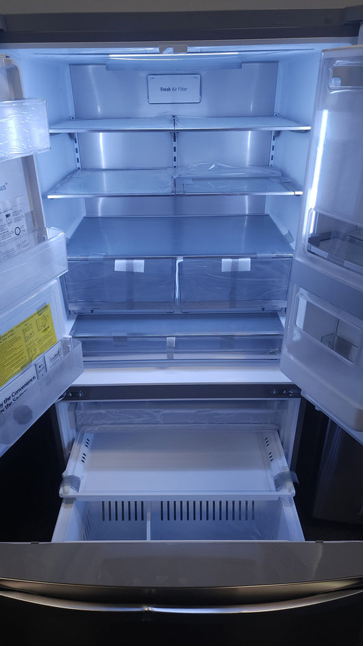 LG 29.7 cu. ft. French Door Door-in-Door Refrigerator with Craft Ice! (NEW - SCRATCH/DENT FROM SHIPPING)