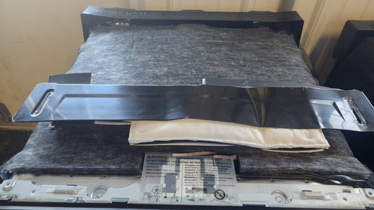 LG Top Control Dishwasher with Glide Rail and Energy Star Qualified!

-Brand new out out of the box (The bottom foot plate is lightly indented, photos shown of it on top)