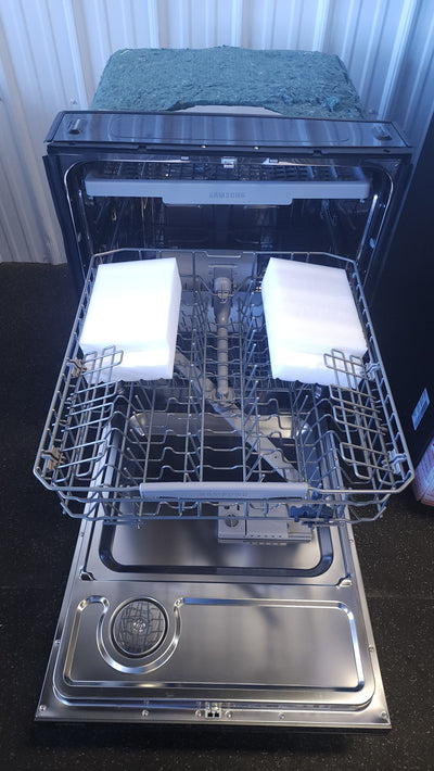 Samsung Top Control 48dBA Dishwasher with StormWash Cleaning and AutoRelease Door!

-Brand new out of the box, inside wall does have a very small indent, photos shown (Does NOT affect functionality)