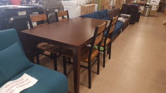 Better Homes & Gardens Bankston Dining Table, Mocha & Austen Dining Chairs Set of 4- Vintage Oak!

-Brand new and assembled 5Pc Set!