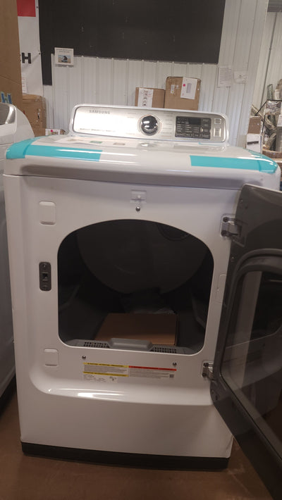 Samsung 7.4 cu. ft. Smart ELECTRIC Dryer with Multi-Steam! (Brand New - Minor Scratch/Dents From Shipping) - (Photos Shown)