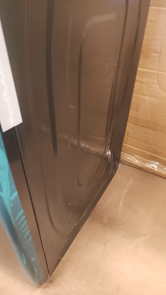 Samsung 6.0 cu. ft. FlexWash Washer and 7.5 cu. ft. ELECTRIC FlexDry Dryer with Multi-Steam Technology!

-Washer is Brand New - Dryer is Used Like New, Very Clean! (Photos Shown) 
