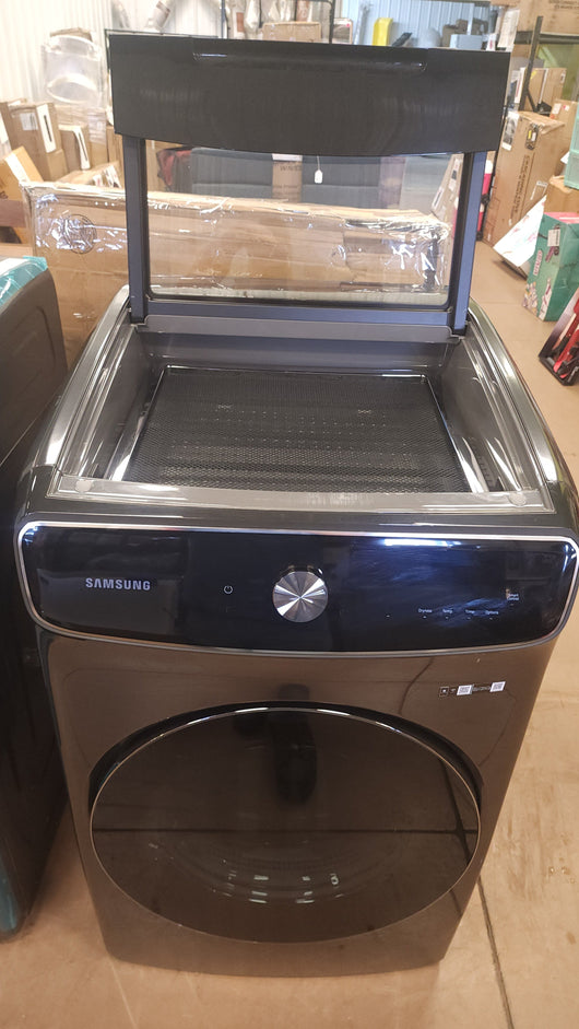 Samsung 6.0 cu. ft. FlexWash Washer and 7.5 cu. ft. ELECTRIC FlexDry Dryer with Multi-Steam Technology!

-Washer is Brand New - Dryer is Used Like New, Very Clean! (Photos Shown) 
