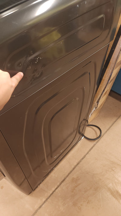 Samsung 6.0 cu. ft. FlexWash Washer and 7.5 cu. ft. ELECTRIC FlexDry Dryer with Multi-Steam Technology!

-Washer is Brand New - Dryer is Used Like New, Very Clean! (Photos Shown) 