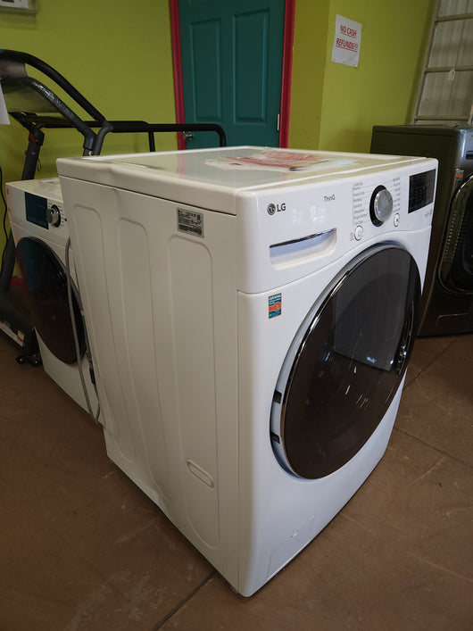 LG 4.5 cu. ft. Front Load Washer with TurboWash 360 Technology and 7.4 cu. ft. GAS Dryer with TurboSteam! (GAS DRYER & WASHER)
