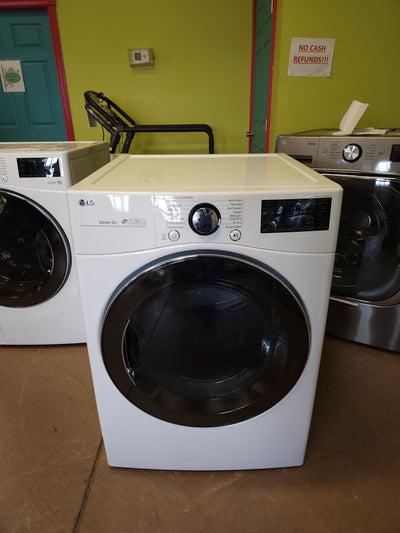 LG 4.5 cu. ft. Front Load Washer with TurboWash 360 Technology and 7.4 cu. ft. GAS Dryer with TurboSteam! (GAS DRYER & WASHER)