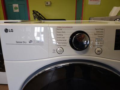 LG 4.5 cu. ft. Front Load Washer with TurboWash 360 Technology and 7.4 cu. ft. GAS Dryer with TurboSteam! (GAS DRYER & WASHER)