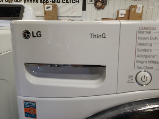 LG 4.5 cu. ft. Front Load Washer with TurboWash 360 Technology! (USED ONCE - VERY CLEAN)

-Washer was tested and works perfectly, photos shown