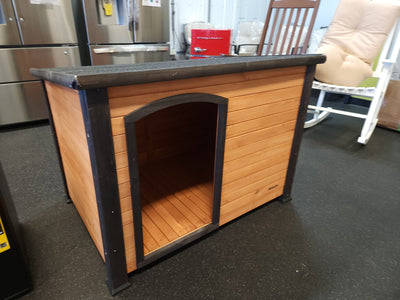 Petmate Precision Extreme Outback Log Cabin Dog House, Large, Natural Wood!

-Brand new and Assembled but has a few chips from shipping. (Multiple Photos Shown)