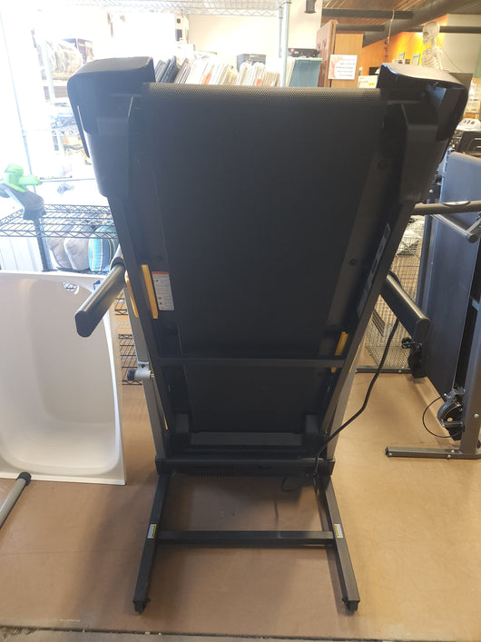 Gold’s Gym Trainer 720 Treadmill!

-Brand new and Assembled 

-CLEARANCE ITEM!!!   -   (AUTOMATICLY 20% OFF AT CHECKOUT!!!)   -   (PRICE AFTER 20% OFF = $399.00)