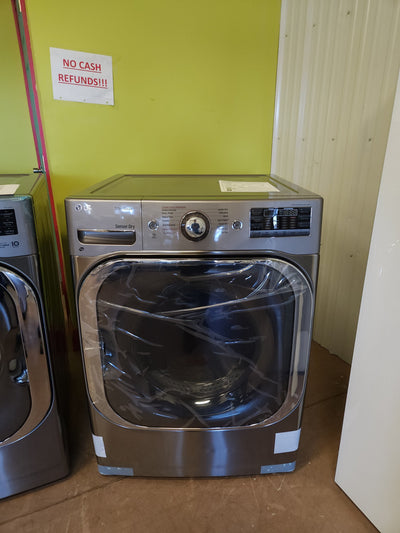 LG - 9.0 Cu. Ft. Gas Dryer with Steam and Sensor Dry - Graphite steel!

-Brand new out of the box, never used