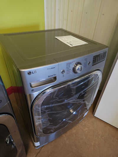 LG - 9.0 Cu. Ft. Gas Dryer with Steam and Sensor Dry - Graphite steel!

-Brand new out of the box, never used