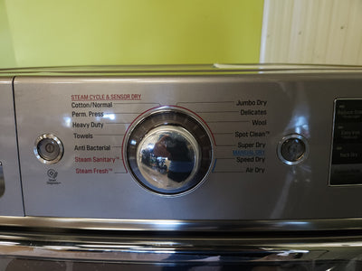 LG - 9.0 Cu. Ft. Gas Dryer with Steam and Sensor Dry - Graphite steel!

-Brand new out of the box, never used