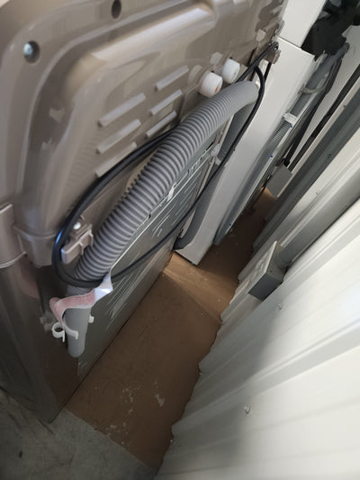 Samsung 5.0 cu. ft. Top Load Washer with Active Water Jet in Champagne!  -Brand new out of the box, but does have a small indent from shipping, photos shown