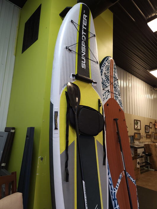  Bestway Hydro-Force Sunspotter SUP 11 Ft. 2 In. Inflatable 2 in 1 Stand Up Paddle Board and Kayak! (USED - VERY CLEAN)

-LIGHTLY USED! - Inflated and inspect, is still pretty clean and will function perfectly 