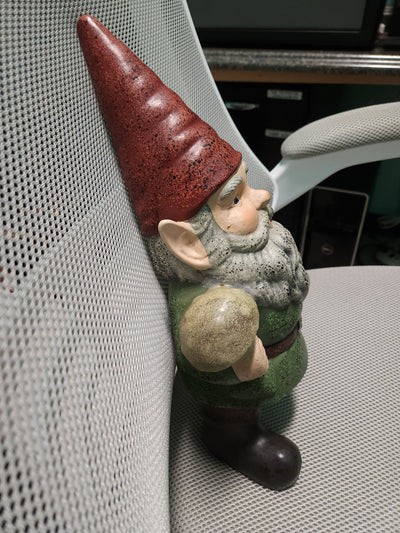 Garden Gnome in Tunic W/Mushroom!

-Brand new in the box (Taken out for photos