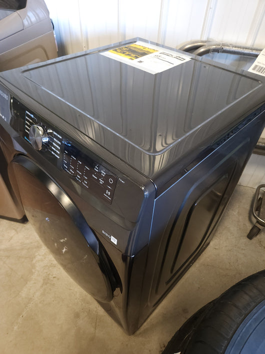 Samsung 4.5CuFt Front Load Washer with Steam!

-Brand new out of the box (Does Have a small indent under the door) - (Works perfectly, door must be pushed harder to close, Does Lock When Started)