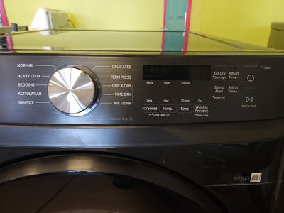 Samsung - 7.5 Cu. Ft. Stackable Smart Electric Dryer with Steam and Sensor Dry - Black stainless steel!

-Brand new out of the box but does have some dents from shipping, photos shown!