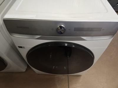 Samsung 5.0 cu. ft. Extra-Large Capacity Smart Dial Front Load Washer with CleanGuard and 7.5 cu. ft. Smart Dial GAS Dryer! (USED ONCE - VERY CLEAN - BOTH)

-WASHER/DRYER SET, BOTH USED, BOTH ARE VERY CLEAN AND WORK PERFECTLY! (DRYER IS GAS)