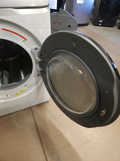 Samsung 5.0 cu. ft. Extra-Large Capacity Smart Dial Front Load Washer with CleanGuard and 7.5 cu. ft. Smart Dial GAS Dryer! (USED ONCE - VERY CLEAN - BOTH)

-WASHER/DRYER SET, BOTH USED, BOTH ARE VERY CLEAN AND WORK PERFECTLY! (DRYER IS GAS)