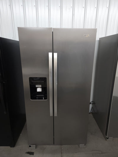 Whirlpool  24.6-cu ft Side-by-Side Refrigerator with Ice Maker (Fingerprint Resistant Stainless Steel)!

-Brand new - Scratch/DENT! (NEW never used, Does have a small scratch on the door and handle, photos shown)