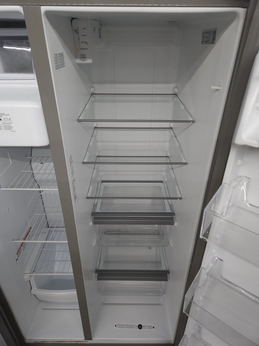 Whirlpool  24.6-cu ft Side-by-Side Refrigerator with Ice Maker (Fingerprint Resistant Stainless Steel)!

-Brand new - Scratch/DENT! (NEW never used, Does have a small scratch on the door and handle, photos shown)