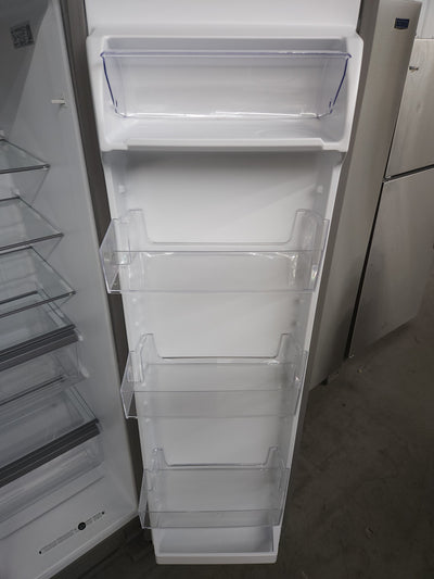Whirlpool  24.6-cu ft Side-by-Side Refrigerator with Ice Maker (Fingerprint Resistant Stainless Steel)!

-Brand new - Scratch/DENT! (NEW never used, Does have a small scratch on the door and handle, photos shown)