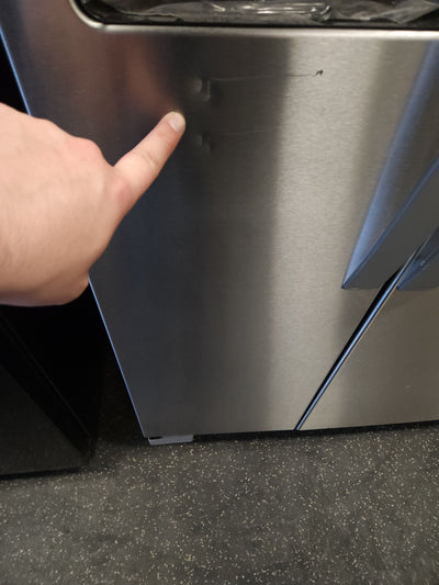Whirlpool  21.4-cu ft Side-by-Side Refrigerator with Ice Maker (Fingerprint Resistant Stainless Steel)!

-Brand new, has very small indents on doors from shipping, photos shown