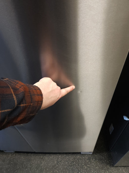 Whirlpool  21.4-cu ft Side-by-Side Refrigerator with Ice Maker (Fingerprint Resistant Stainless Steel)!

-Brand new, has very small indents on doors from shipping, photos shown