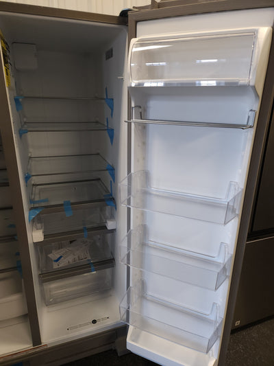 Whirlpool  21.4-cu ft Side-by-Side Refrigerator with Ice Maker (Fingerprint Resistant Stainless Steel)!

-Brand new, has very small indents on doors from shipping, photos shown